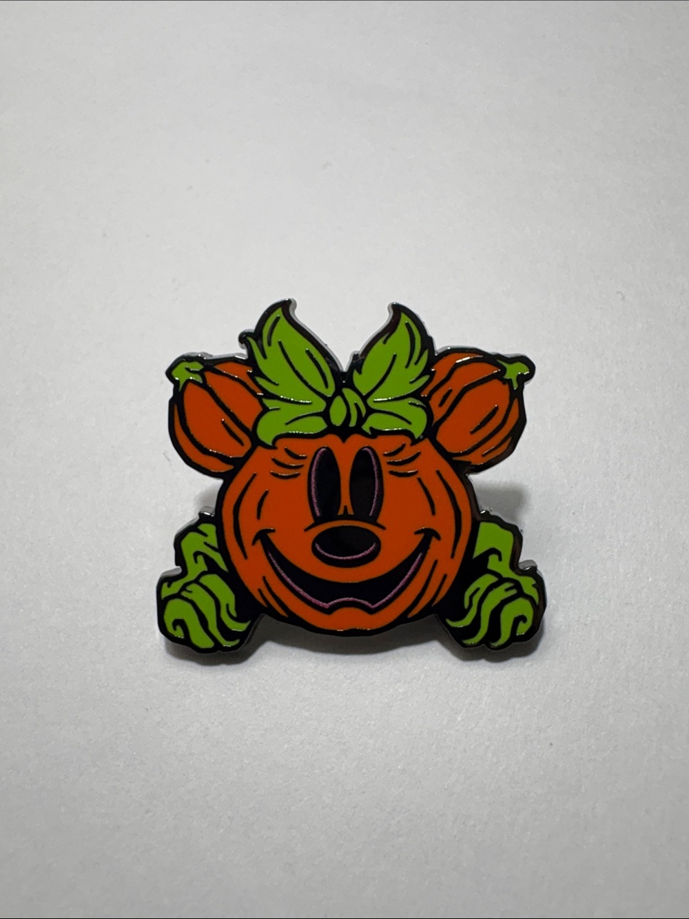 Disney Halloween Pumpkin Minnie Head Enamel Pin